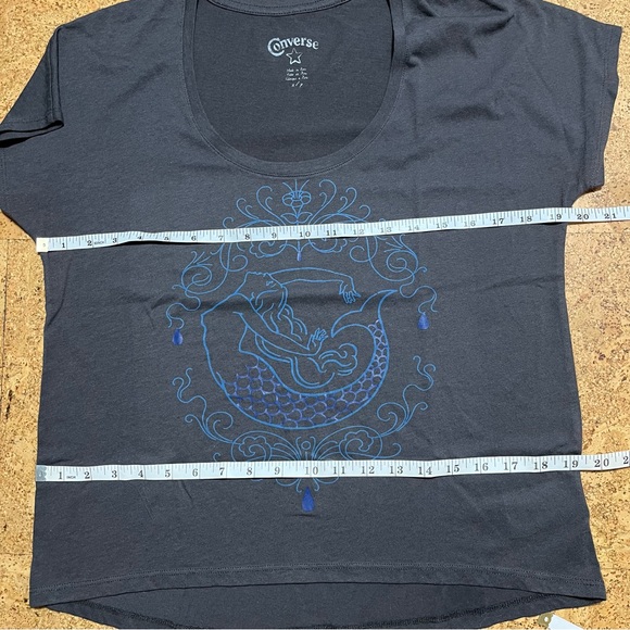Converse Short Sleeve Gray T-Shirt With Mermaid Graphic In Blue Sz S - Picture 9 of 9